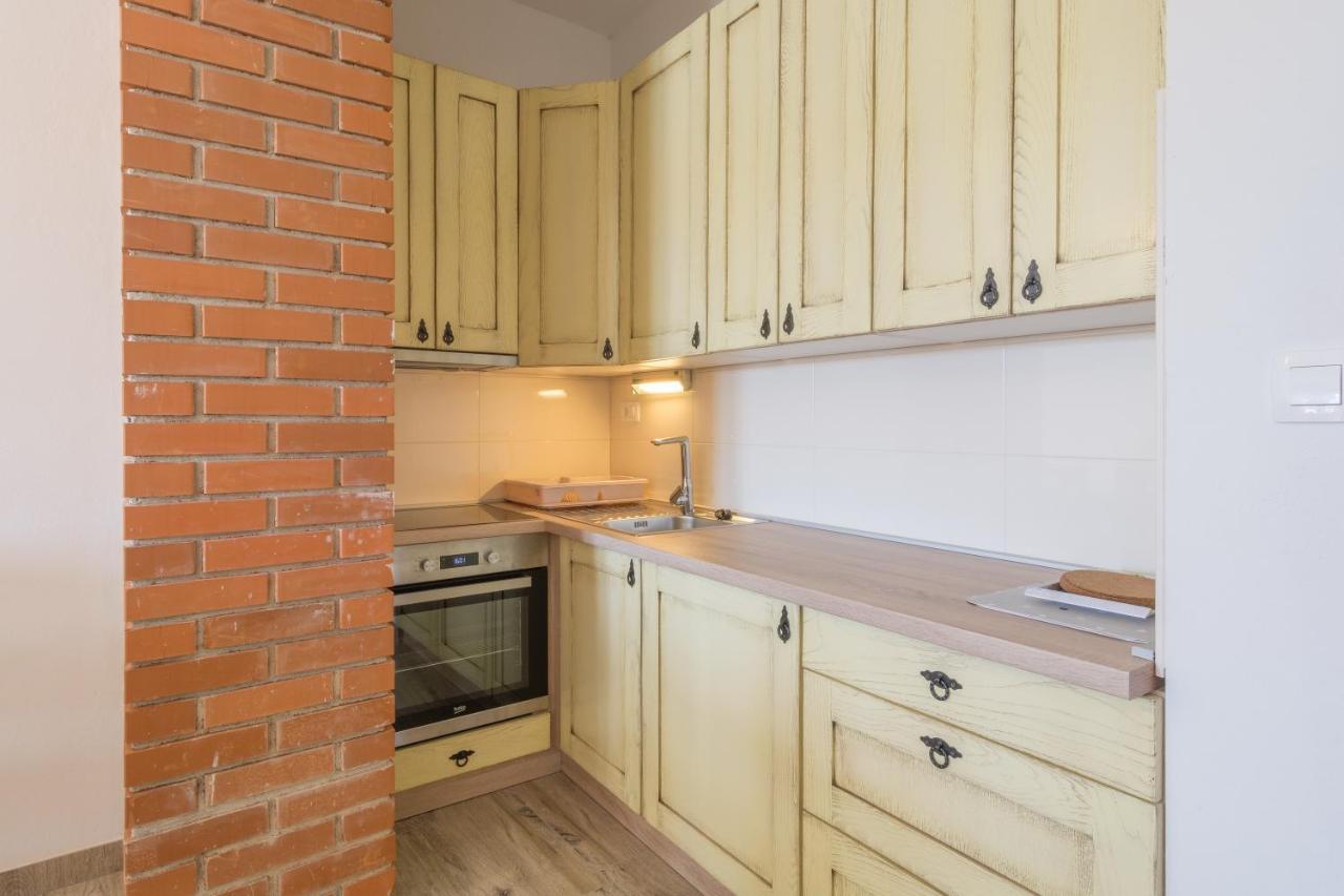 Apartments By The Sea Simuni, Pag - 18386 科兰 外观 照片