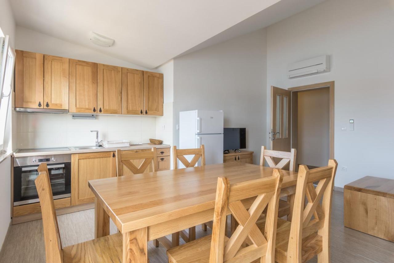 Apartments By The Sea Simuni, Pag - 18386 科兰 外观 照片