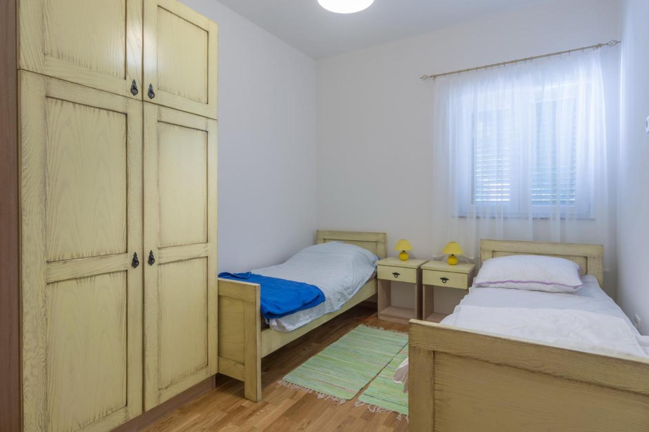 Apartments By The Sea Simuni, Pag - 18386 科兰 外观 照片